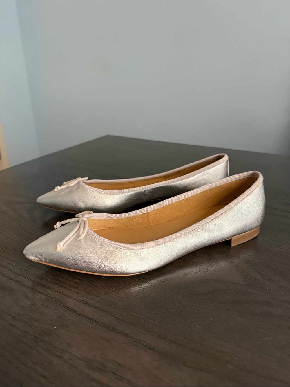 Talbots Silver Metallic Leather Pointed Toe Bow Flats Size 9M